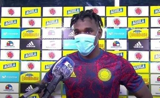 PlataBerrio's tweet photo. RT si siguen enojados con Duvan Zapata 😂 https://t.co/3RzV8JTxUB