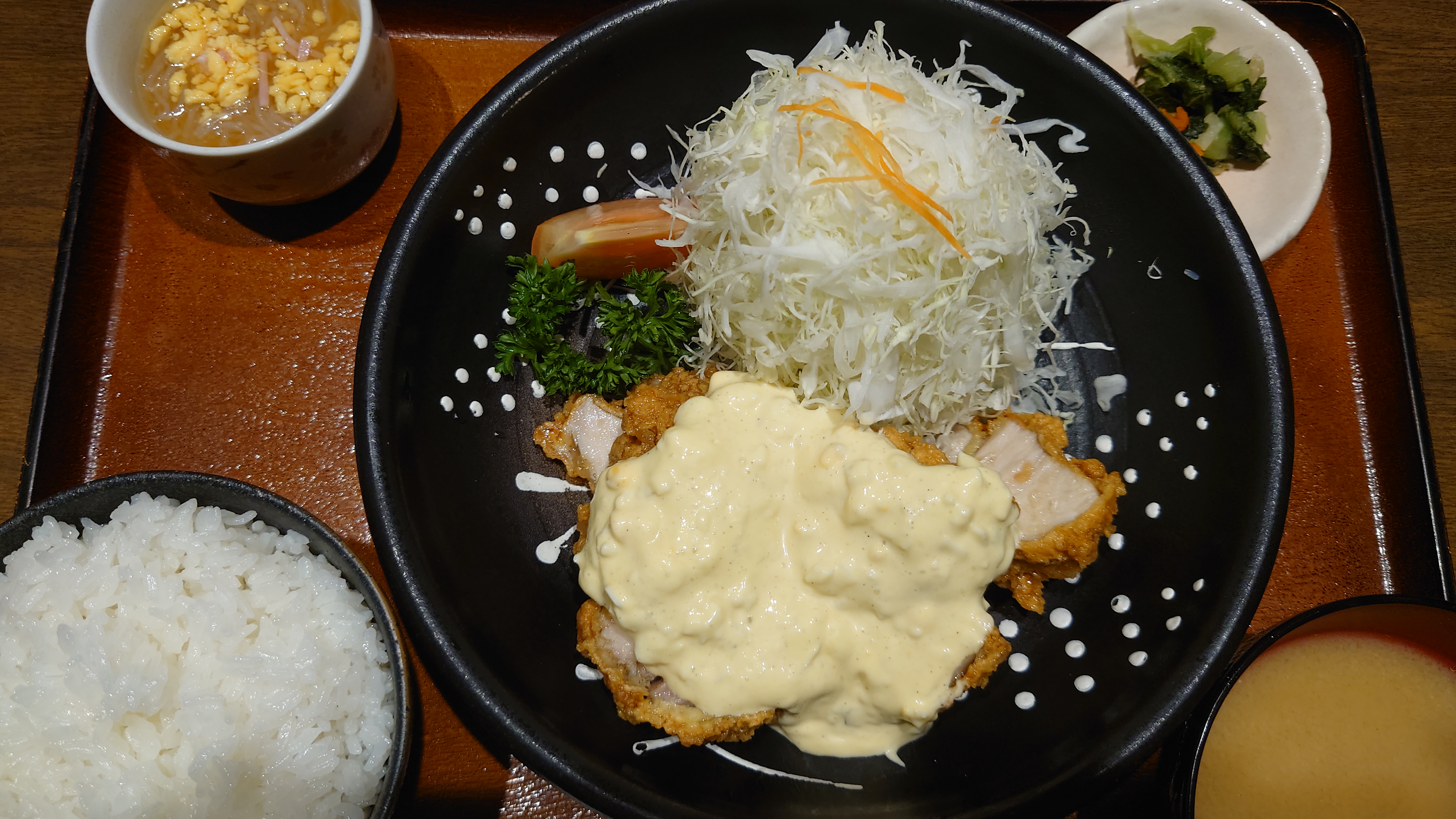 たろ 日南市で食べたチキン南蛮 とんかつ大晃 たいこう 味は店によってぜんぜん違うのが面白い チキン南蛮 日南市 とんかつ 大晃 グルメ好きな人と繋がりたい おいしいかどうかはあなた次第 T Co ydgefs7s Twitter