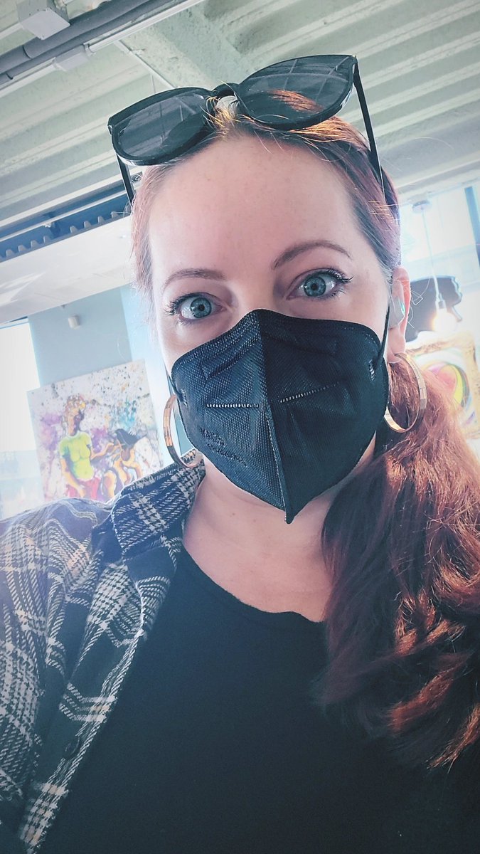 clumsyjeweler's tweet image. If my dirty white Nikes are dunks, not Forces... am I still part of the problem? #whitegirls #mightycasey #fallflannel