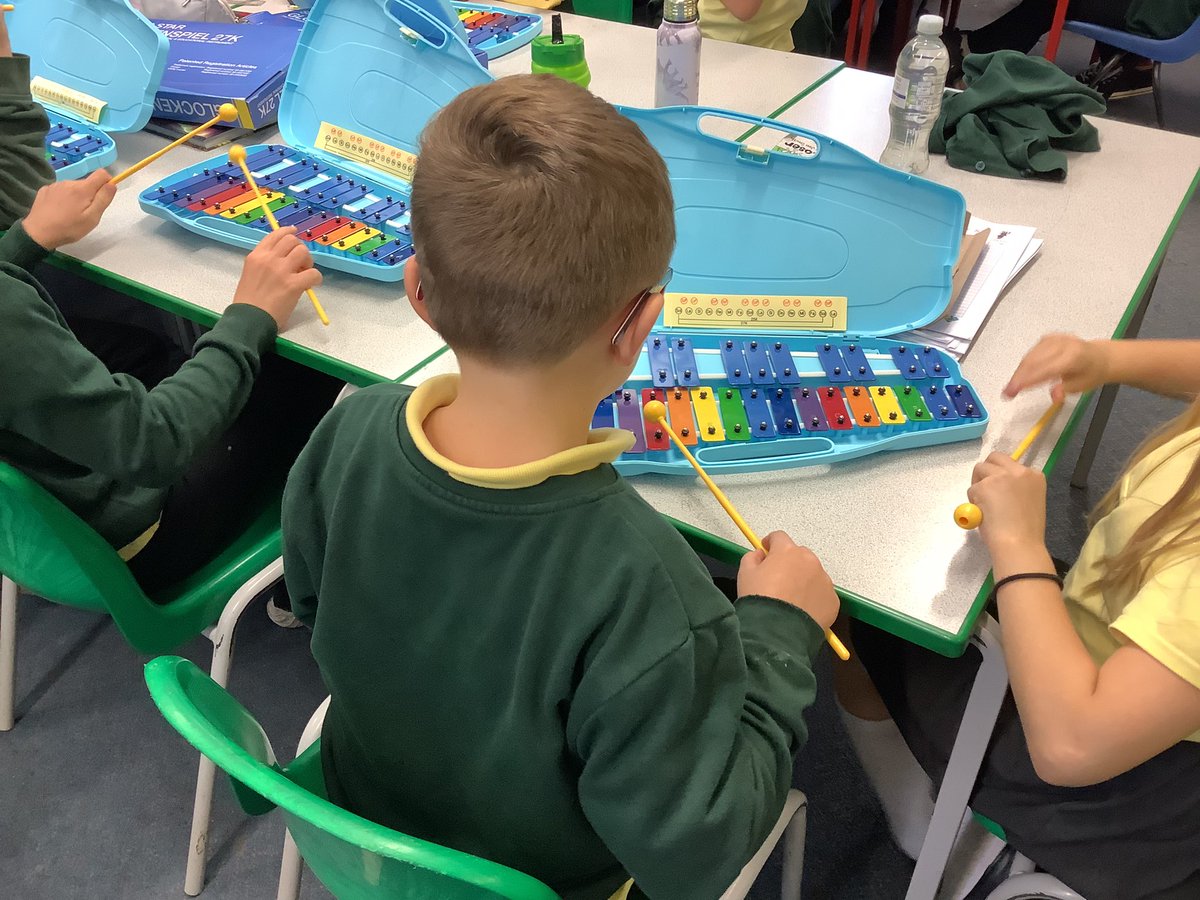 PrimaryParkend's tweet photo. Class 3 loving their music lesson this afternoon https://t.co/RubLfRRVy9