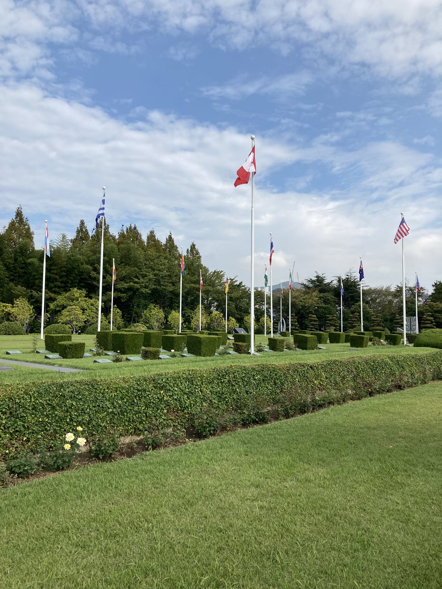 RouslanKats's tweet photo. On this day, in 1952, B. Roy from the @CanadianForces Royal 22nd Regiment #R22R was killed during the #KoreanWar. He was defending freedom & peace far away from home. He was 20 years old. Today, we can remember and honour his sacrifice at the #UNMCK in Busan. #LestWeForget https://t.co/pIHCE8oEYE