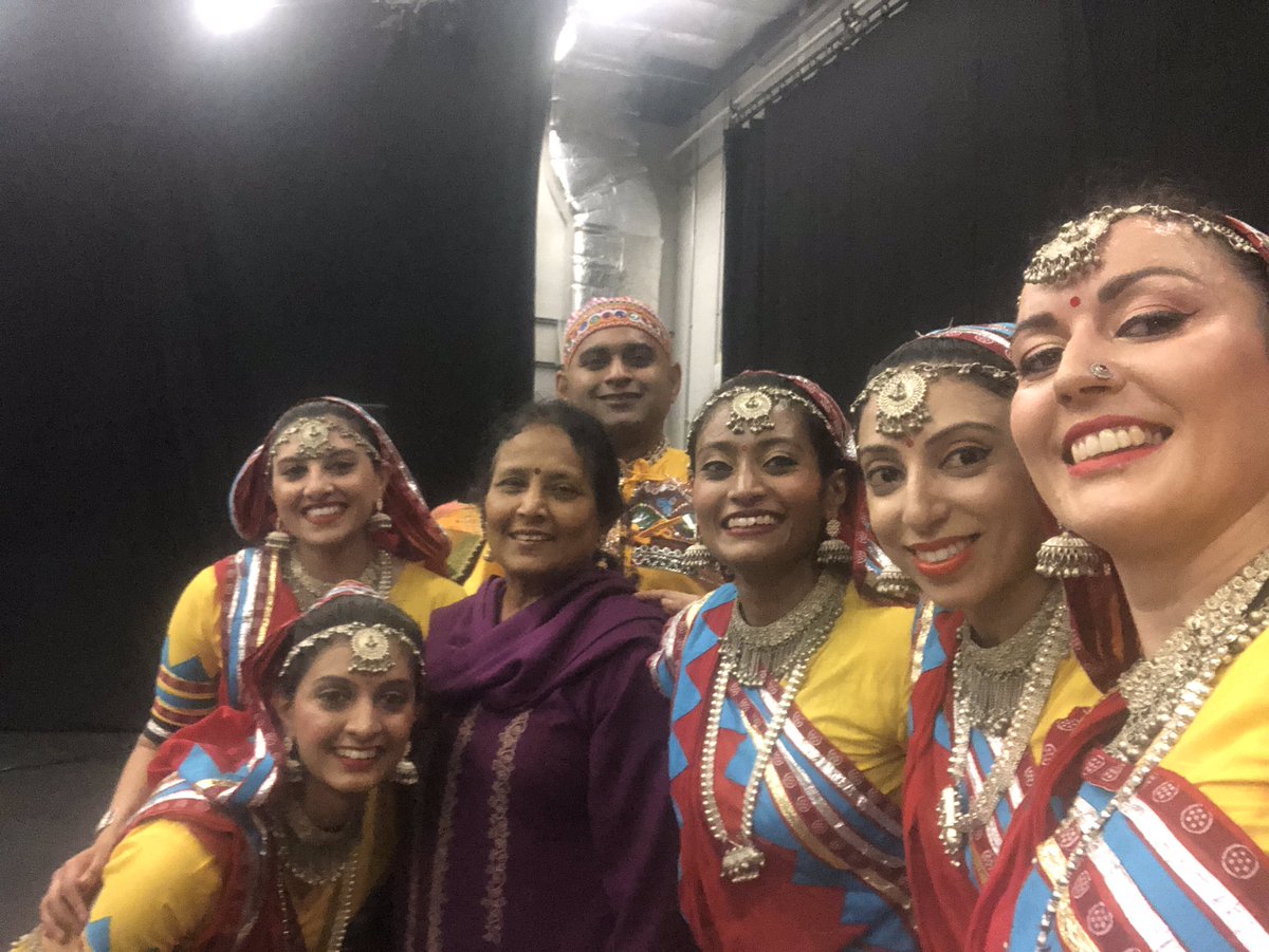 CICDUK's tweet photo. Happy Navratri from @cicduk! 

A speacial garba performance coming soon for Diwali and being streamed for the Leicester Diwali celebrations!!

Choreography and Dancers:@cicduk - @jishnusoni @andreea_monalisa @sharenakhan @sneyarajani @amirahkhan288 @binapatel15 

Costumes @CICDUK https://t.co/KazMwwBP30