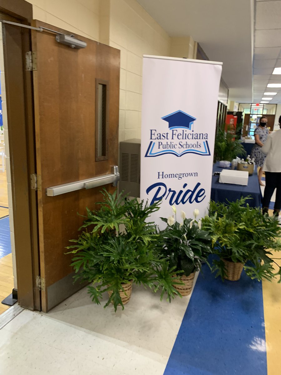 KellyStomps's tweet photo. Getting ready to celebrate East Feliciana Public Schools for being named a Louisiana Models of Excellence recipient! @La_Believes @EastFelSchools #HomegrownPride #SchoolSystemsRelations #LAModelsofExcellence https://t.co/hEpCLyBrYd
