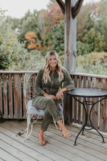 Green is my favorite color 💚 https://t.co/OxpVzKqFoM<a href="/tag/newprofilepic"class="tags"><span>#newprofilepic</span></a>