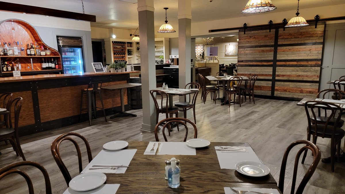 The Napili Dining Room is ready to welcome people back! It will be open for dinner service on Fridays and Saturdays starting at 4:30. It is also available for private functions by reservation.