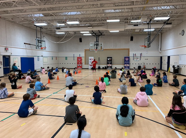 Gr8FallsES's tweet photo. Guess who we met today!?!?!   Former Harlem Globetrotter, Motivational Speaker, and Guinness Record Holder, Corey The Dribbler!  Inspires students with character message, 4R’s 4 Success! Respect - Responsibility - Ready to Learn - Reading is Power.🏀📖💛💙 #FCPSRegion1 #OurFCPS https://t.co/XwH3PtUXqf