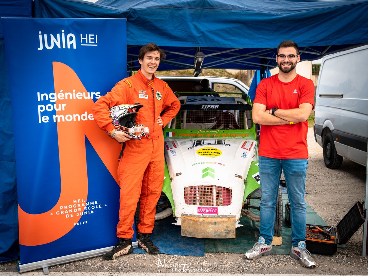 junia_hei's tweet photo. 🚗💨Nos apprentis ont du talent ! 
Découvrez le récit de Logan HOUSSINOT (apprenti 
@Junia_ingenieur en 4eme année sur la campus de 
@Chateauroux36 ) qui a participé à la coupe de France de de 2CV cross le week-end dernier.
👉A lire ici : https://t.co/jjNbrNLgXW https://t.co/emvWgqcpKY