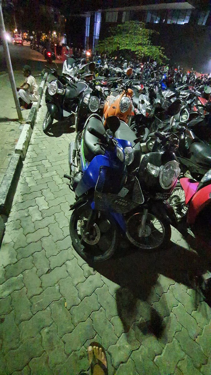 munah_a's tweet photo. Migothah park kuri bayakah gamee medal dheynjehey. https://t.co/Llj64oynN9