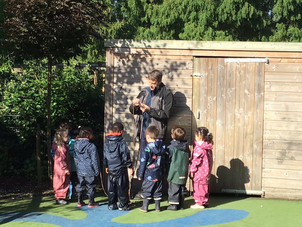 BSNJSV's tweet photo. Learning new games. At first we were a little ‘ropey’ but we ‘pulled it together’, we ‘tied hard’ and there was ‘knot’ a problem at all.....#JSVFS1 using some excellent listening skills in gross motor development play #JSVF1 https://t.co/bfzYGThkNg