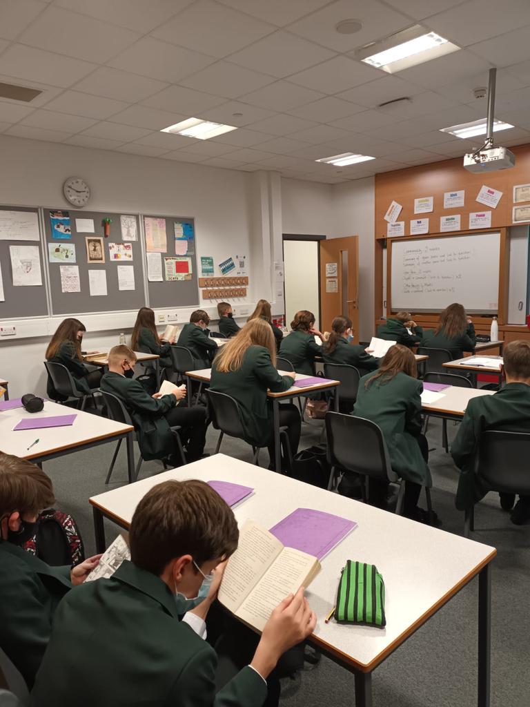 StMungos_Eng's tweet image. Some of our students enjoying their STOP AND READ today in English 📖 @StMungosFalkirk