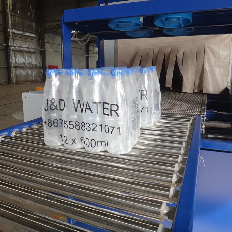 JDWater2018's tweet photo. At Shenzhen J&amp;D Drinking Water Equipment Co., Ltd., hard work creates cooperate value. #automaticshrinkwrapmachine https://t.co/mvRiPCMK9g