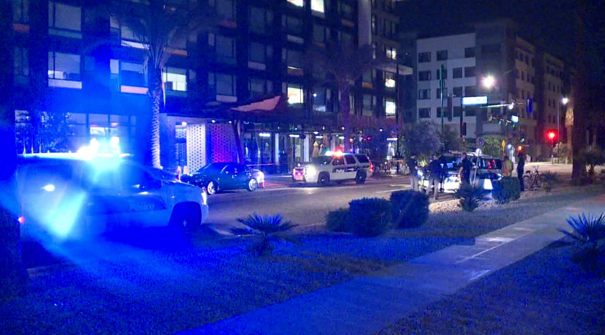 abc15's tweet photo. #BREAKING: Phoenix PD is investigating after a woman was stabbed in her sleep multiple times in downtown Phoenix near 3rd and Roosevelt streets. https://t.co/J0lP2xyHt8
#abc15 https://t.co/1GiAXtg2ZG