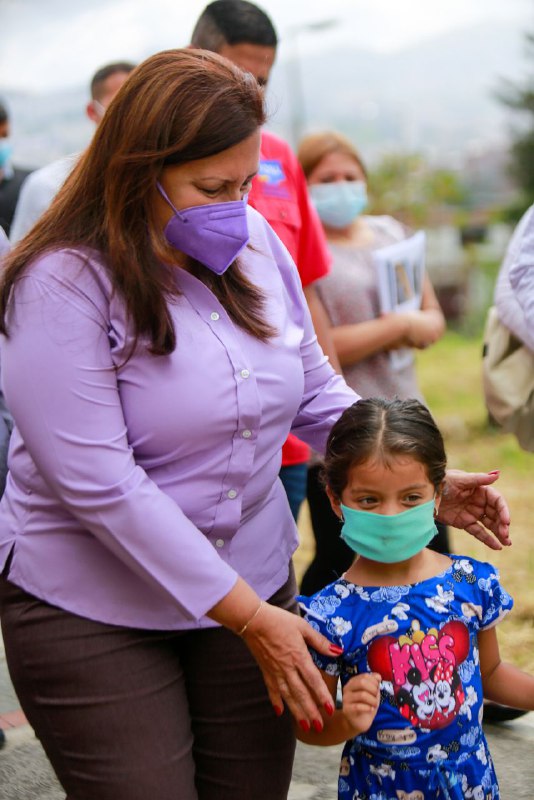 ¡#FelizViernesATodos y todas! Les invito a trabajar conmigo por la felicidad de nuestros niños y niñas.  Merecen una mejor ciudad

#CaracasTieneConQue