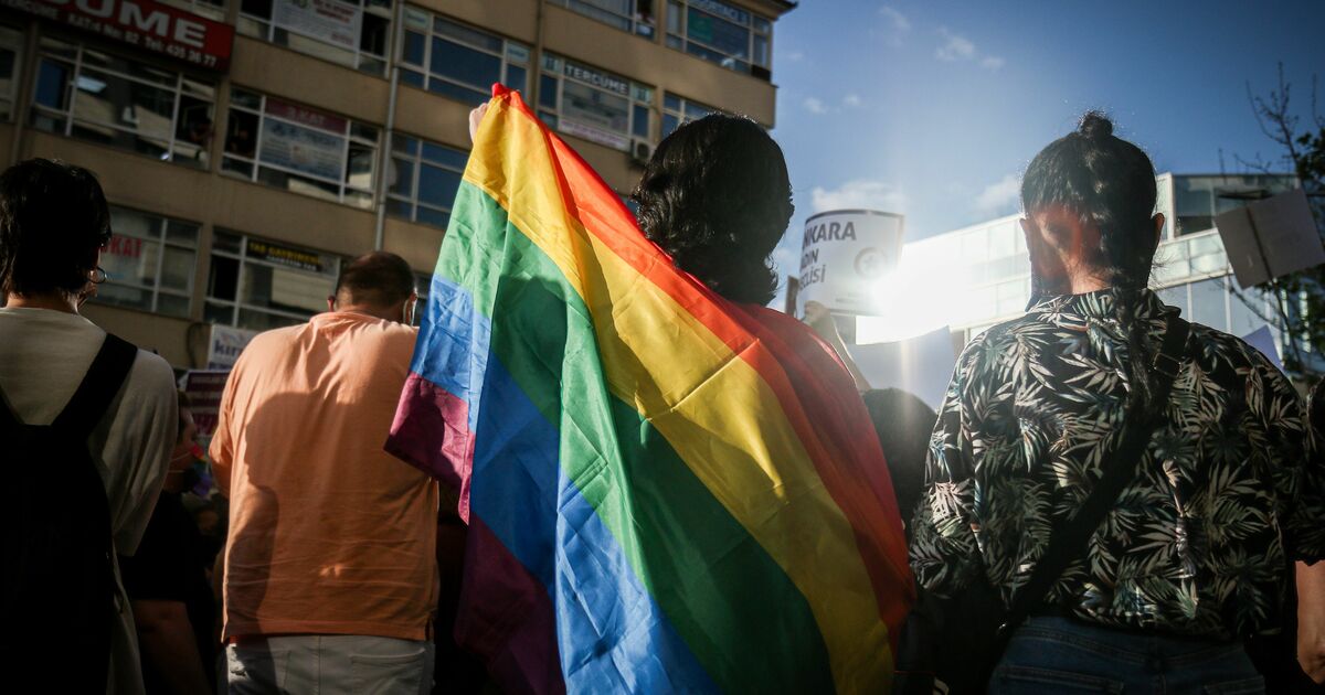 Libé LGBT+ tweet media