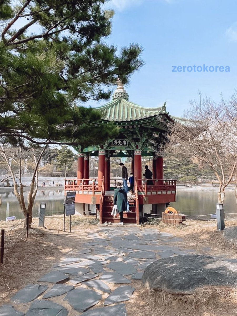 zerotokorea's tweet photo. 📍 137 Seobinggo-ro Yongsan-gu, Seoul

The National Museum of Korea has so many treasures, all to be explored! 

🔗: https://t.co/A7vrHdAf9q 

Would you like to discover the museum from inside? Tag a friend who loves art 🖼 

#02Kpost https://t.co/whYoOGUbmn
