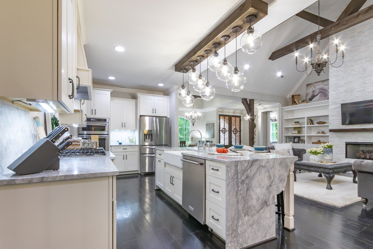evlafayette's tweet photo. It is called the heart of the home; the place where memories are homemade and seasoned with love. ❤️
.
.
.
.
#evlafayette #engelvoelkers #lafayette #evrealtors  #homebuying #homeselling #luxuryhomes #luxuryrealestate #luxuryrealtor #kitchen #homeloveliving #home https://t.co/KdTZVds1Ua