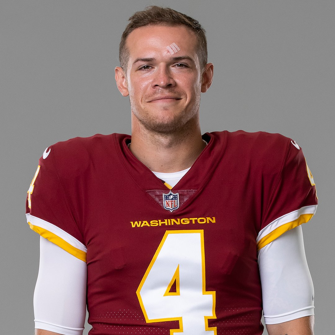Commanders's tweet photo. .@EAMaddenNFL we just wanna talk 😂 https://t.co/ZHvJRW5p8t