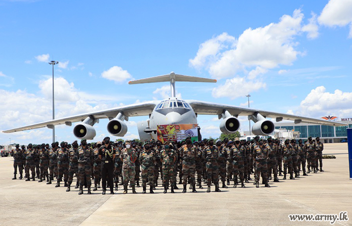 TamilGuardian's tweet photo. India and Sri Lanka conduct joint military exercise in Amparai

The eighth iteration of the India-Sri Lanka bilateral joint exercise, Mitra Shakiti began in Amparai, Sri Lanka on the 4 October and will conclude on the 15 of October. 

https://t.co/KBwKJY7MFR https://t.co/AwHx2I8EYK