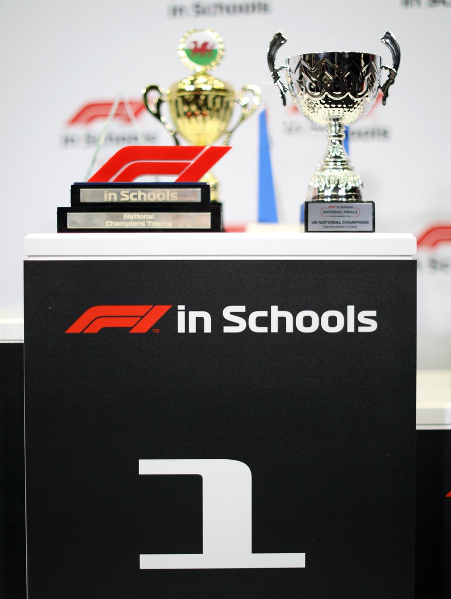 We’ll be crowning our F1 in Schools UK National Champions today! Two titles to be won - Professional Class and Development Class. Who’s your favourite to take the chequered flag first? 
#F1inSchoolsNF  #SimplyTheBest   #F1MeetsTheClassroom
Watching Live? send us your pics!!