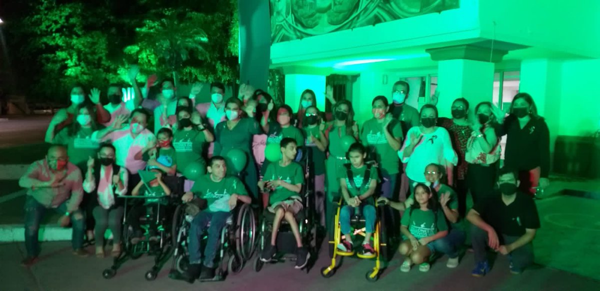 ApacSonoraIAP's tweet photo. Agradecemos las atenciones y emotiva ceremonia simbólica iluminemos de Verde Hermosillo por parte de @LoreniaValles  @DIFSonora  en el marco del día mundial de la parálisis cerebral. Seguiremos trabajando por los titulares de Derecho con Discapacidad. https://t.co/MClaZYstkw