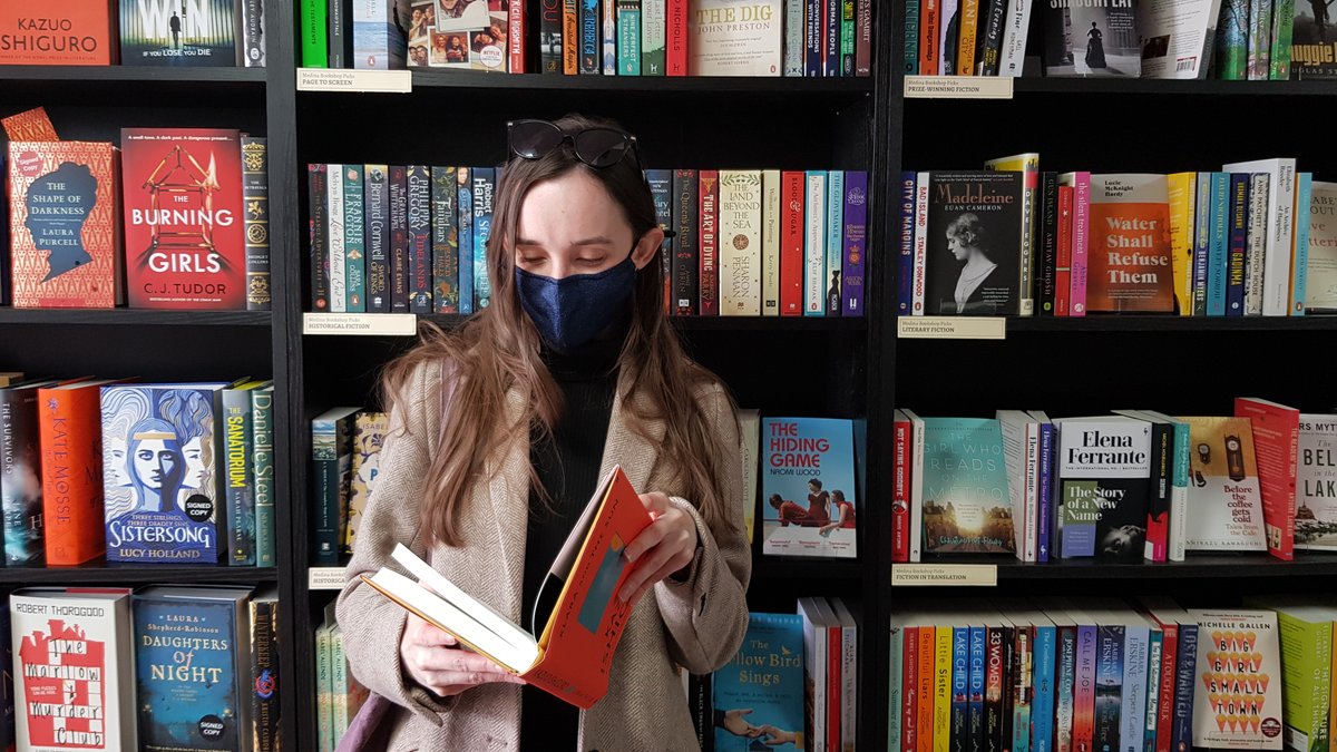 Medina_Books's tweet photo. A very happy #BookshopDay to all bookshops across the country! 

How will you be celebrating? Let us know below!

If you are on the #isleofwight, don't forget to pay a visit to our very own #independentbookshop in Cowes! 

@booksaremybag

#booksaremybag #choosebookshops https://t.co/bSnSRBBoLH