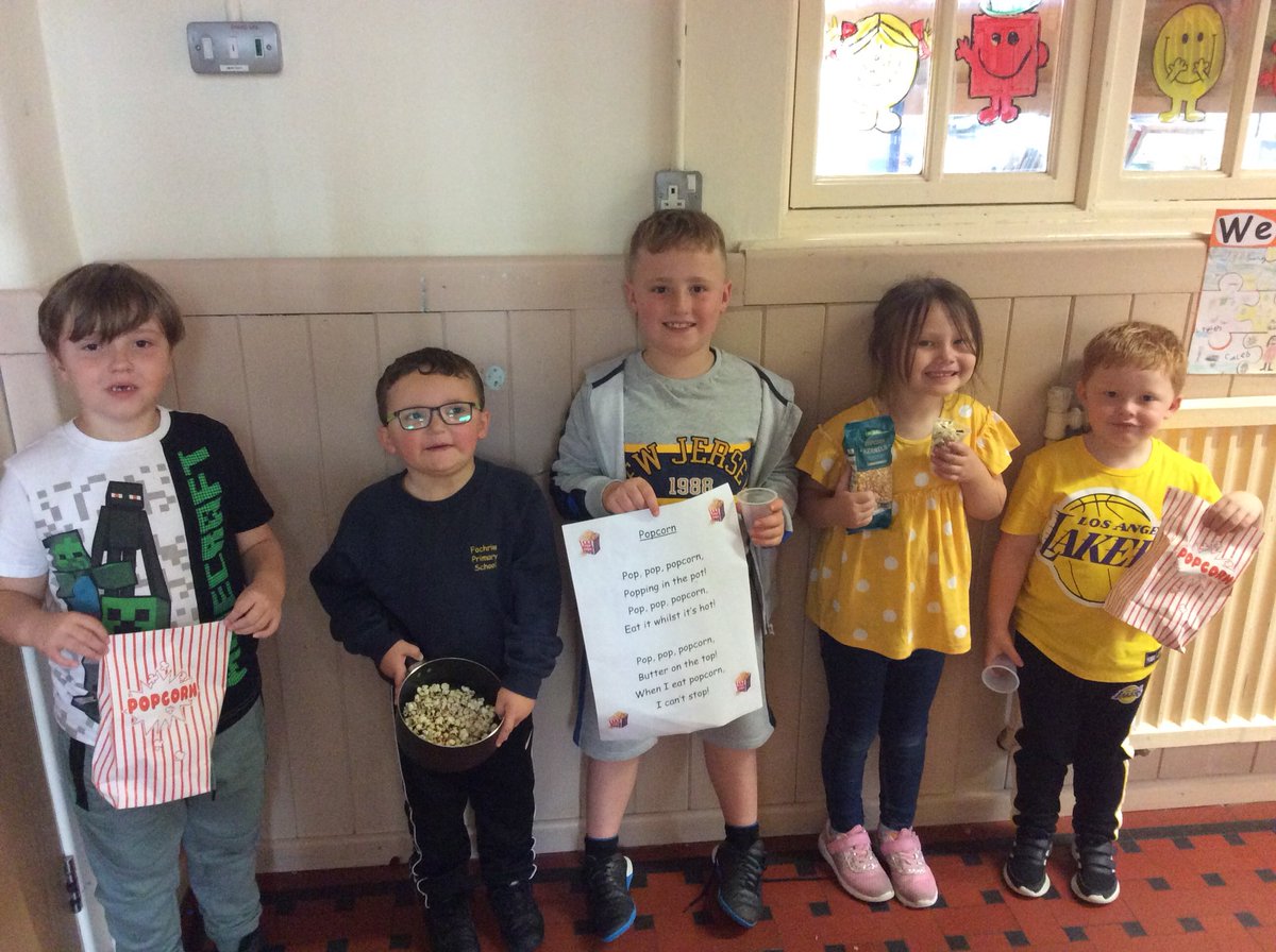 Dosbarth Cardiff City tweet media