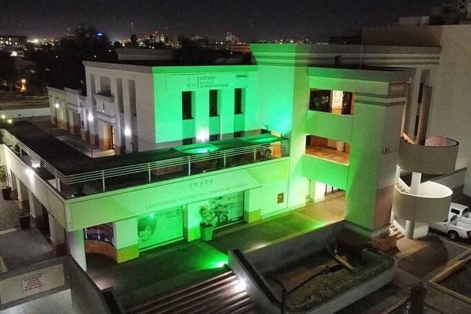 ApacSonoraIAP's tweet photo. Gracias totales a la Mtra @wzuloag  @SEDESSON  por su empatía y unirse al Movimiento Iluminemos de Verde en el marco del día mundial de la parálisis cerebral. Sabedores que se seguirá una agenda conjunta en favor los derechos de las personas con PCI https://t.co/T5dhkHzPw6
