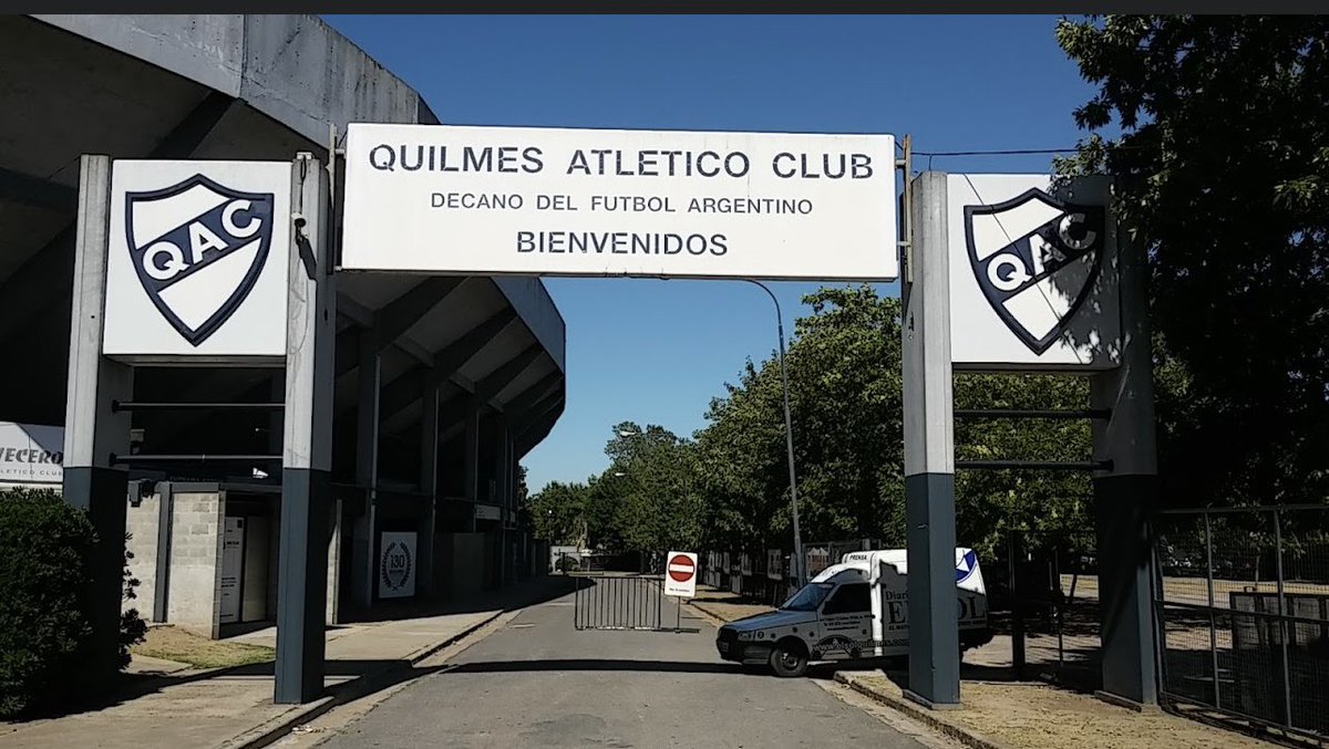 CaamiFerraro's tweet photo. Sentimentalmente para remediarlo, voy a quedarme contigo para siempre 💙🤍 https://t.co/OjZ1r5xqNu