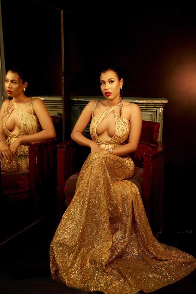 Hormortee7's tweet photo. She's bold..she's beautiful...ND she's confident.....
#NiniTheModel https://t.co/kEytrgWlvf