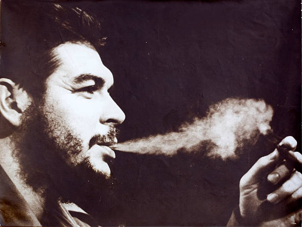 Cubacooperabol2's tweet photo. “Son muchos los recuerdos que nos dejó, y es por eso que digo que es uno de los hombres más nobles, más extraordinarios y más desinteresados que he conocido” #Fidel  #CheMédicoInternacionalista @CubaVa_Bolivar2 @olivos_cdi @CDIDra_KellyAnn @KeylerING #CheVive @cubacooperaven https://t.co/bOsGe5esaE