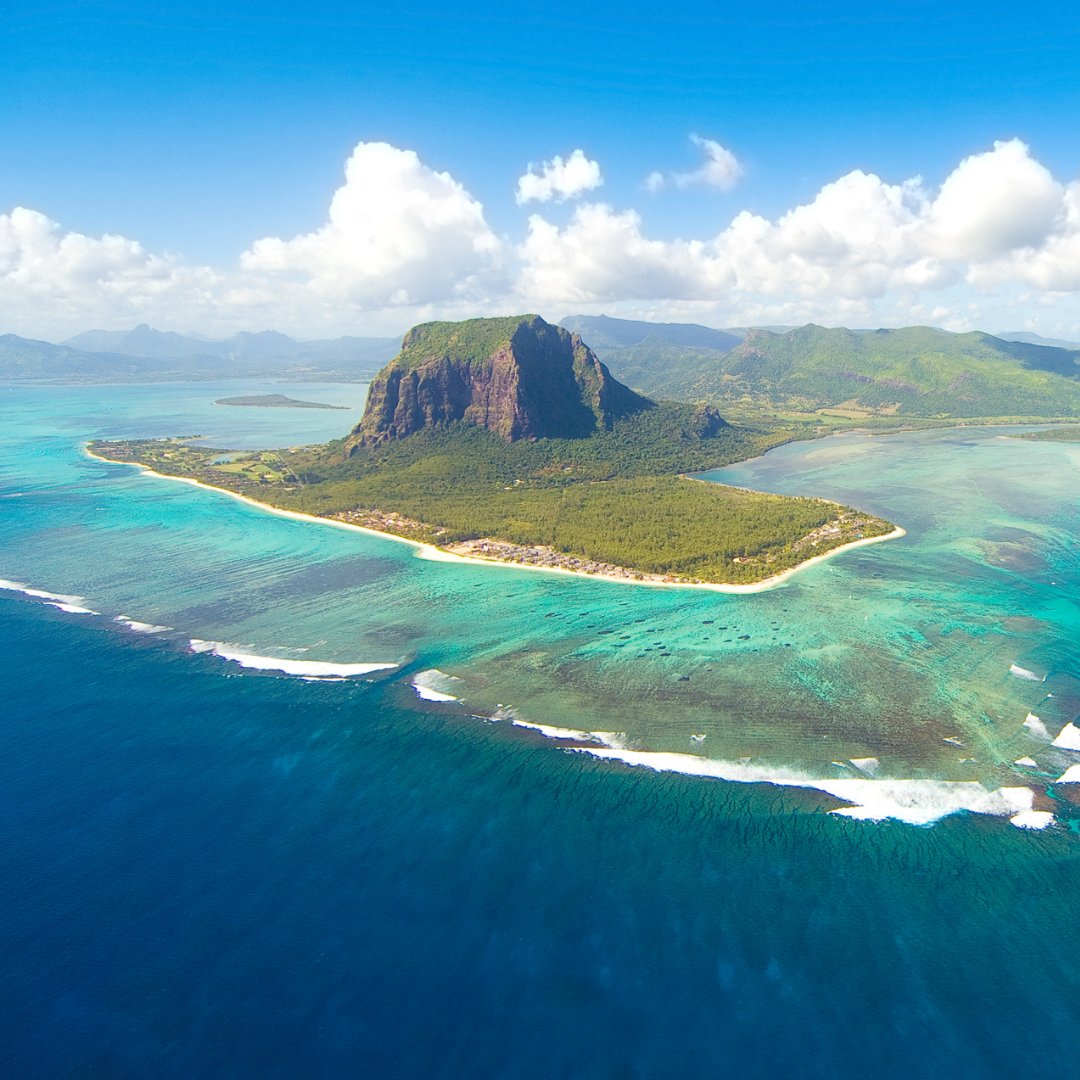 AfritexVentures's tweet photo. One of the stunning aerial views of beautiful Mauritius! As Afritex Ventures expands, we remember that this business began as an idea driven by passion and continues to flourish through our unified team mission.
#AfritexVentures #Mauritius #TeamVision #Fishercommunity https://t.co/UhhXKT9pSq