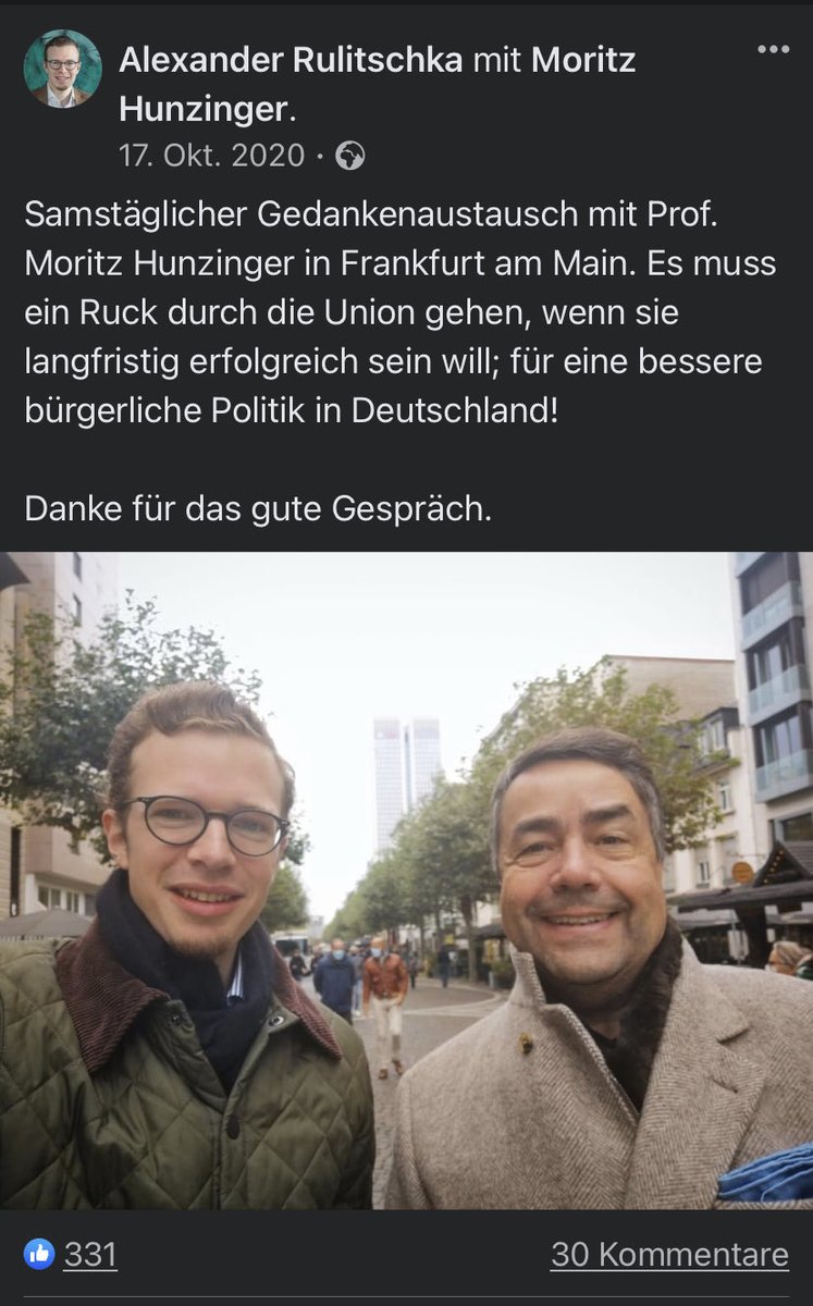 suse1603's tweet photo. @TobiasBringmann Du siehst das hoffentlich als Kompliment , Tobias 😇

Schillernd windig und stramm rechts, der „nette “ Herr #Hunzinger . Ich hoffe die Kollegen in der #CDU beachten das vor Neuaufstellung ;) #wegenmorgen https://t.co/FHhEozBxom