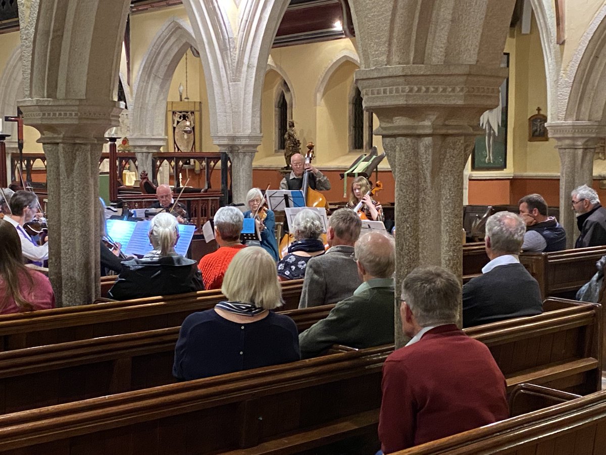 Live light classical music at St Hilary Church, with the Maen du Strings and two young solo singers.  Wonderful to be in an audience in person again. ⁦<a href="/MountsBayUB/">Mount’s Bay United Benefice</a>⁩ ⁦<a href="/DioTruro/">Diocese of Truro</a>⁩