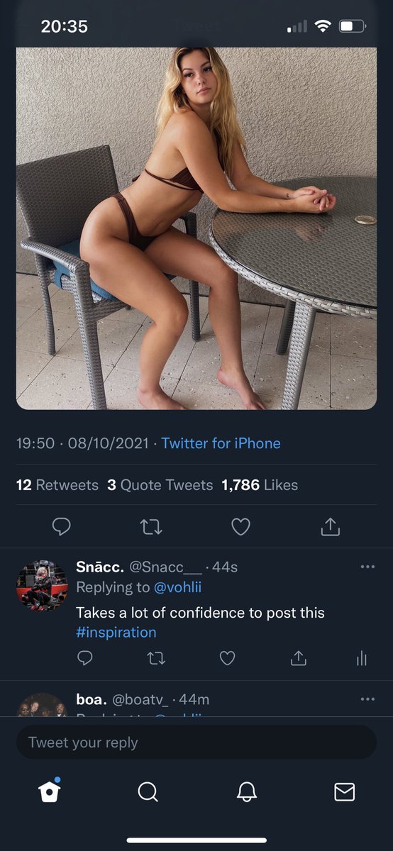 Snacc___'s tweet image. A story in 2 pictures