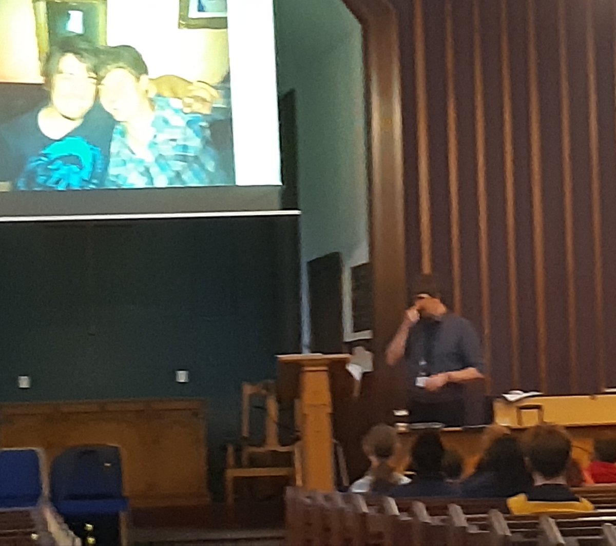 djbecosse's tweet photo. Enthusiastic, engaging #InauguralLecture for @StrathallanPrep @StrathallanSch by #MrBeeson focus on #WhatIsYourThing ? #RoleModels #JohnLennon #PlayABand #Teacher #Actor #TheSharkInThePark #Writer @JamTarts #McCraesBittalion #ToManyThings @SCISschools @BSAboarding #TheseKidsCan https://t.co/H7DMXGZ2Ge