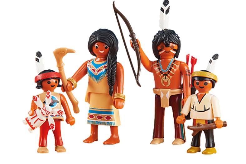 caorann9's tweet photo. Exposing young children to inaccurate depictions of living cultures is dangerous &amp; can lead to racial prejudice &amp; implicit bias, @playmobil. 
#PLAYMOBIL: 800-351-8697 
https://t.co/lwiWXBN6w7
https://t.co/F1P0FyXL0n
#CTA #Racism #RepresentationMattters #IndigenousPeoplesDay https://t.co/yl2lXM9aF7