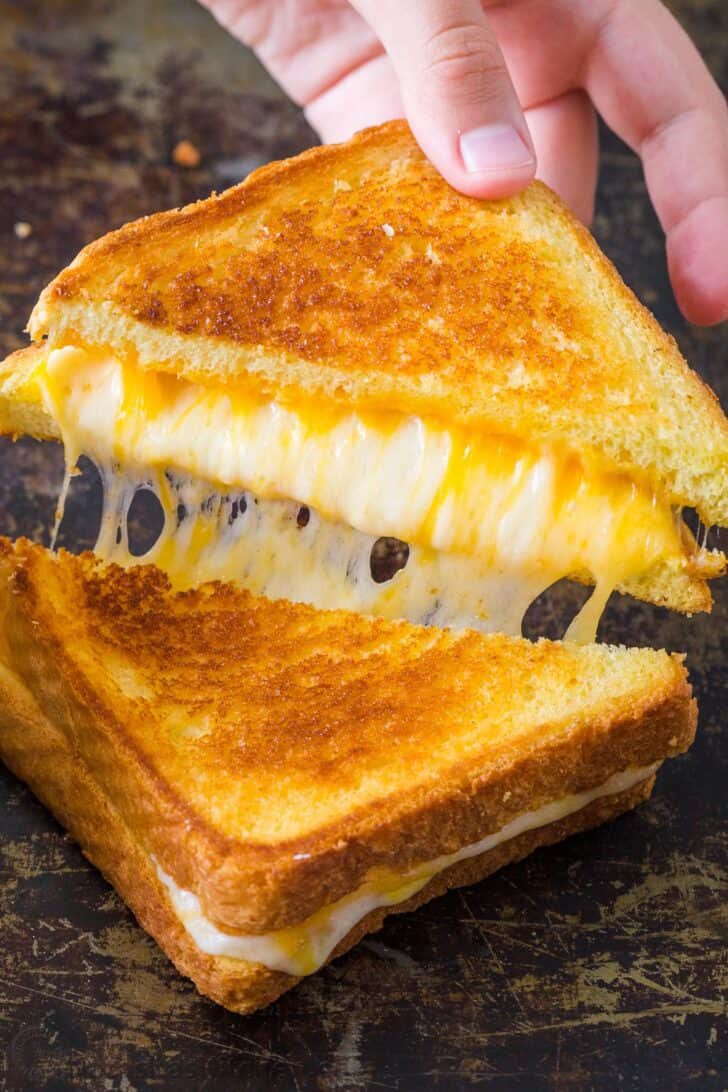 tastebud's tweet photo. theres nothing more classic than a grilled cheese https://t.co/LhNw7qr9mD