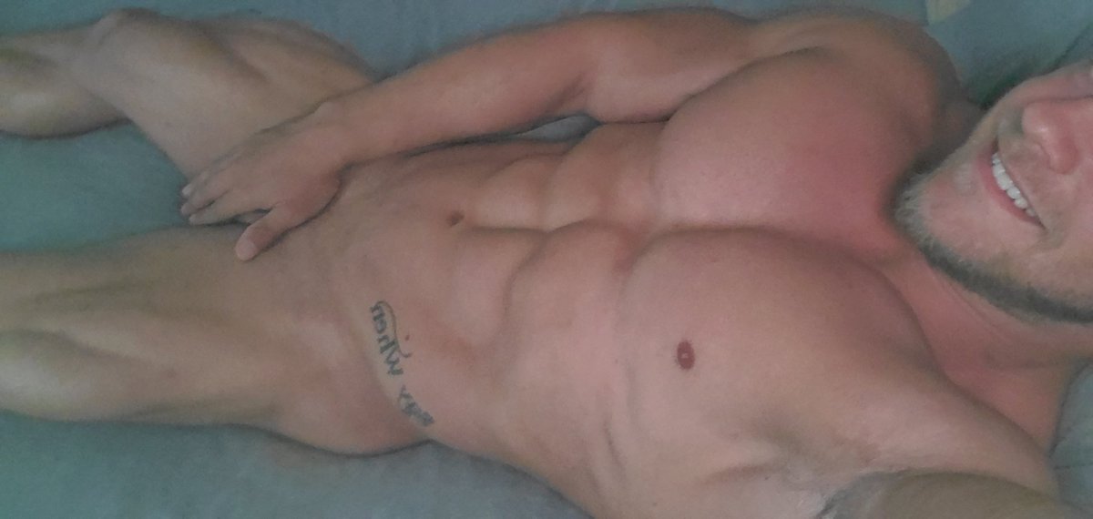 BrockOffical69's tweet photo. #muscle #hung #jackoff #muscleworship #Flex #flexible #flexfriday #hulksmash 

https://t.co/HkGuZm1oKy https://t.co/t1f6NiIyjg