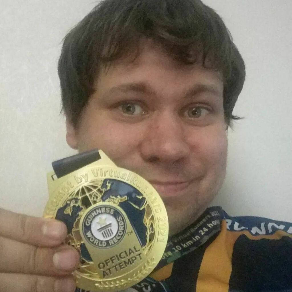 alewi01's tweet photo. Nu är det klart, det är ett världsrekord som jag deltog i. Jag kom på plats 27475 av 35570 av de som deltog. Några av deltagarnas medverkan godkändes inte av Gunniess, totalt blev 25523 deltagare godkända.
#virtualrunners #worldrecord #sverige #sweden … https://t.co/OGJroENx1T https://t.co/X5Im2rFqs3