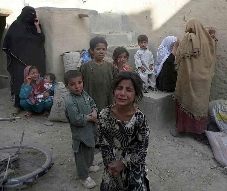 Ирак сколько погибших. Дети Афганистана. Афганистан мирные жители. Афганистан местные жители.