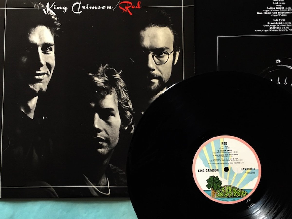 King Crimson's Red is 47 years old this week - you can read about the making of the album here. . .
dgmlive.com/news/happy-bir…