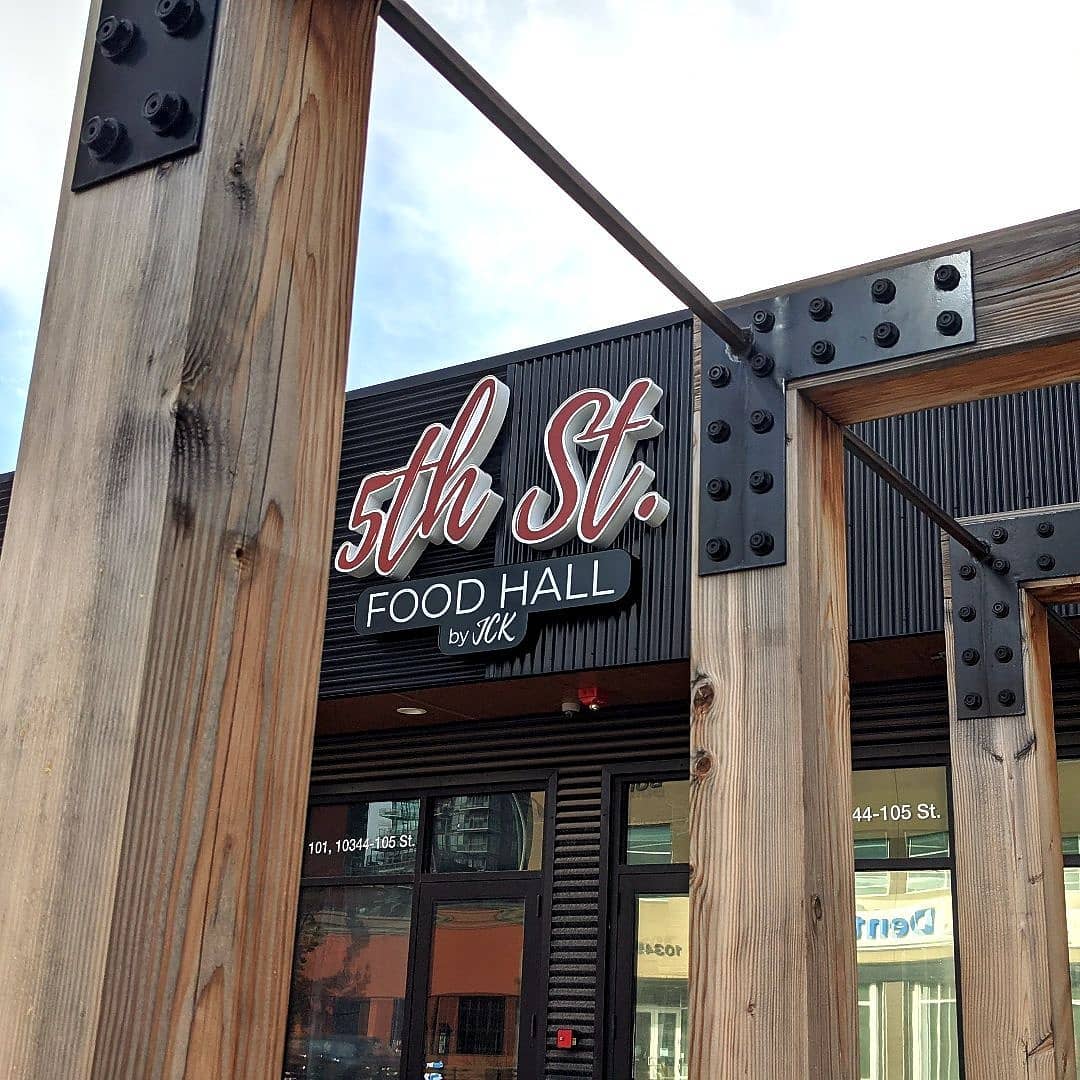 CityImageSigns's tweet photo. A huge congratulations to JustCook Kitchens for opening the doors to the 5th St. Food Hall; which is a unique dining experience that offers 4 restaurants under 1 roof.
📸Credit from JustCook Kitchens.
#JustCookKitchens #5thStFoodHall #LEDIlluminated #yegbiz #CityImageSigns https://t.co/BlZNTMybgT