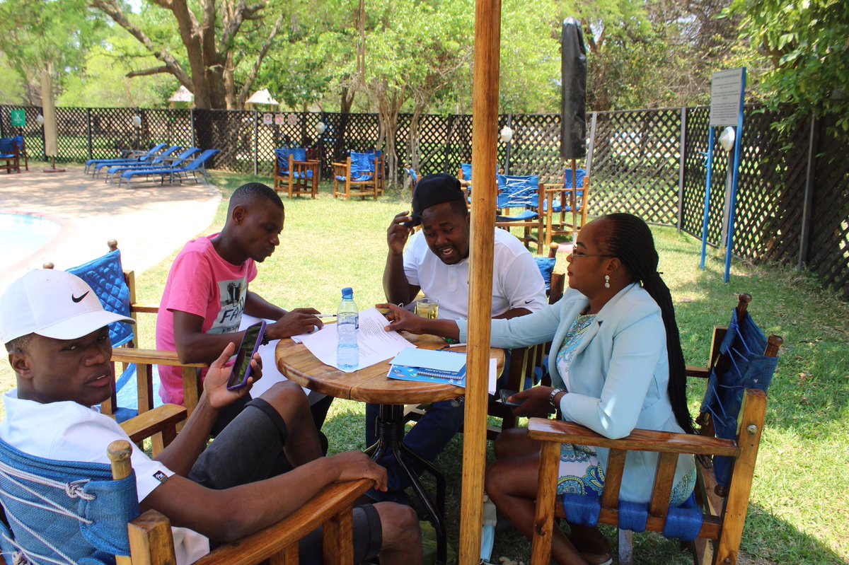 ZambiaCyla's tweet photo. #PYPAAlumni
#EnhancingYouthParticipationInGovernance https://t.co/HtCfaa3plx