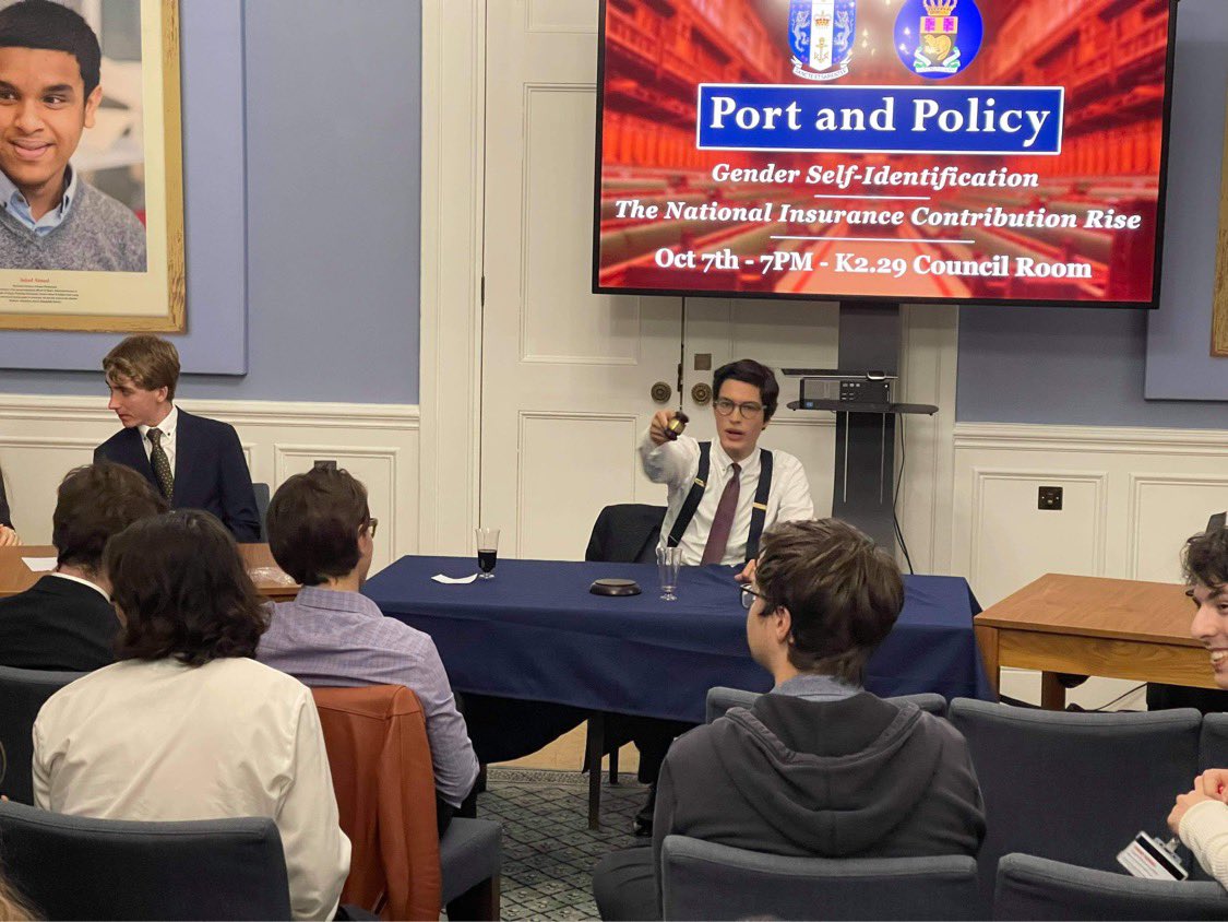 We really enjoyed hosting the first Port and Policy of the year last night with @LSETories. 

Great debate and a great crowd of old and new faces. 

Looking forward to the next one! 🍷