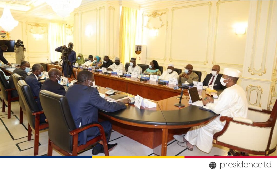 marechalmidi's tweet image. Nous avons reçu les dirigeants et membres du Comité d'organisation du Dialogue National Inclusif pour une séance de suivi, d'évaluation et d'orientations. Nous avons fait un tour d'horizon sur les préparatifs en cours pour la tenue de ce forum national d'importance capitale.