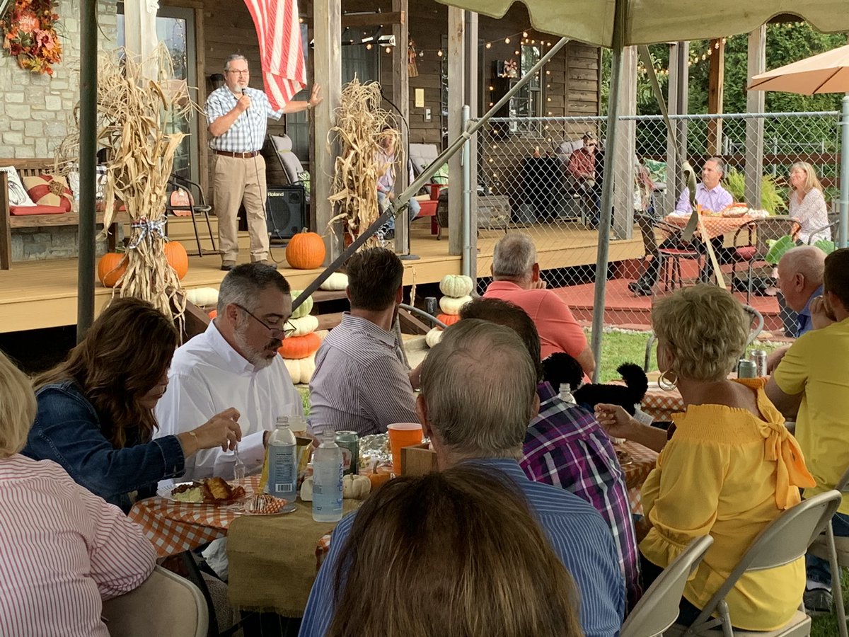 JShellKY's tweet photo. Thanks to @arbiterjeff &amp; @twi_cb for putting together a big event for the campaign at their farm. I appreciate everyone who came out to show their support. Really appreciate my campaign chair @warren_beeler for coming by to speak! https://t.co/sapjqNOWER
