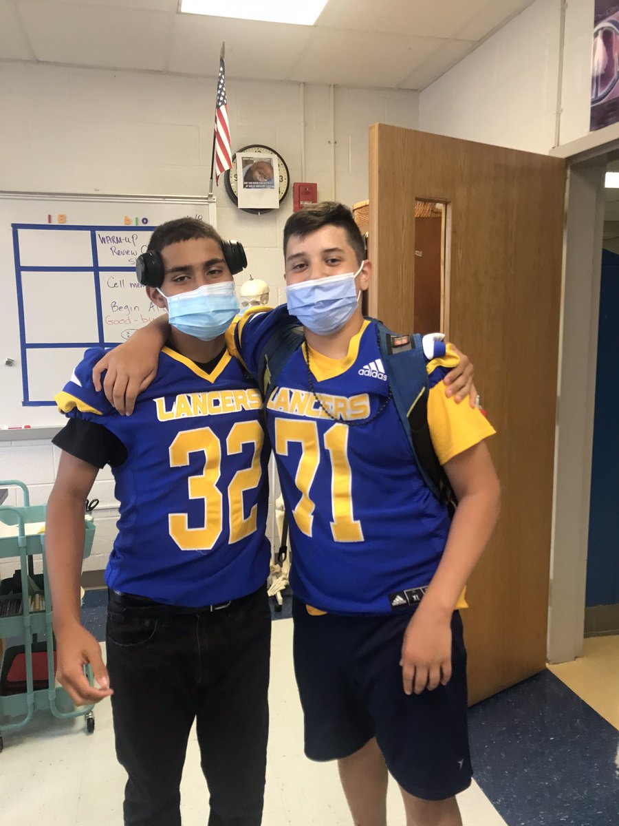 jrlhs2025's tweet photo. #lancerspirit25 https://t.co/BhKAFDJz94