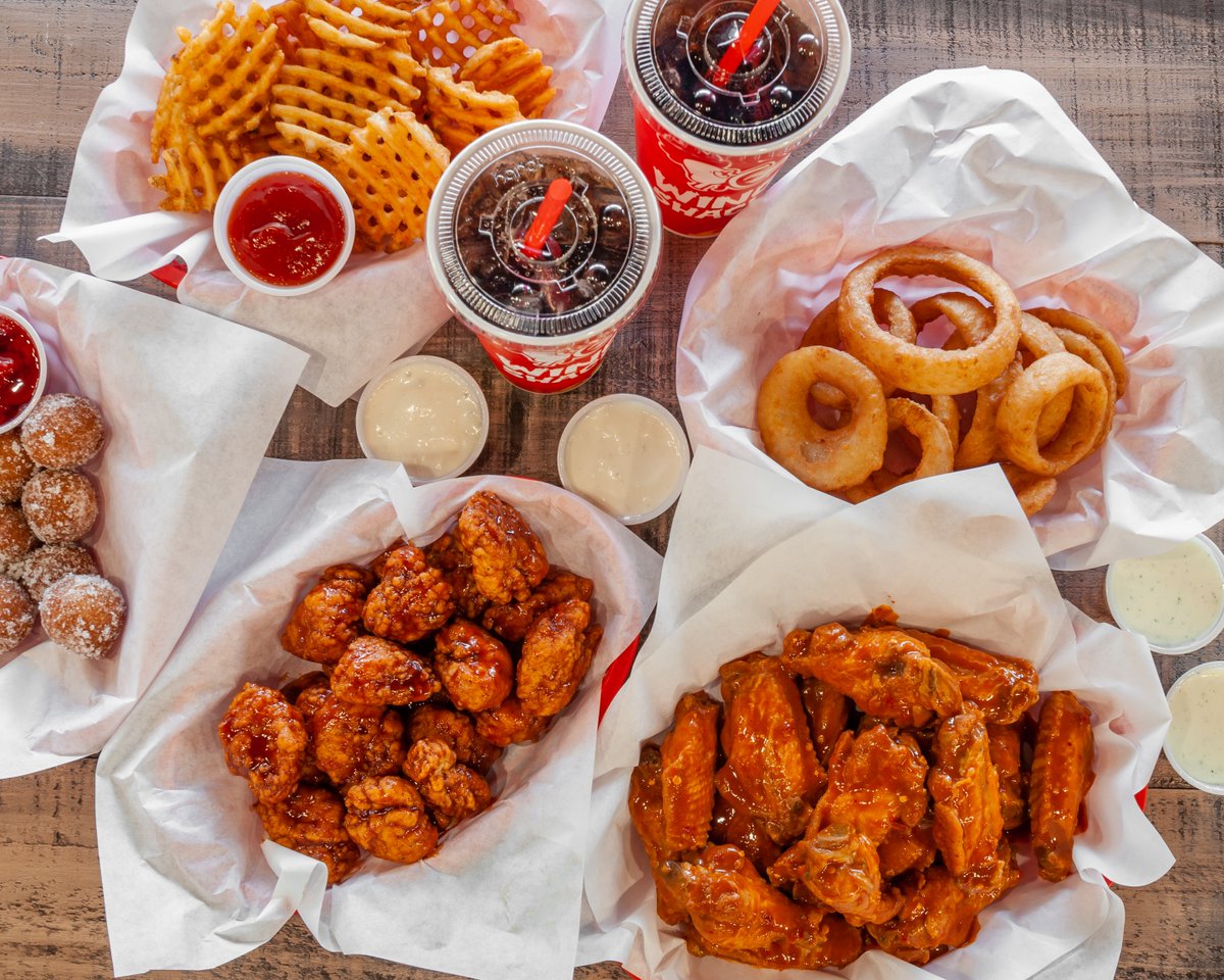 WingShackWings's tweet photo. Who is watching football this weekend? and WHO is eating #WingShackWings?
πββοΈ πββοΈ π πββοΈ πββοΈ πββοΈ π https://t.co/WeL4SQrqpD