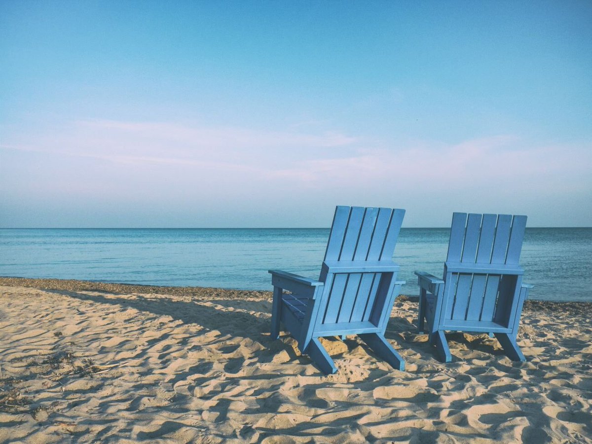 CalusaBayNaples's tweet photo. Fun Fact Friday! The Travel Channel named Naples as America's best beach 🥇

#themoreyouknow #funfactfriday #naples #naplesfl #naplesflorida #friyay #weekend https://t.co/Sy1oXX7mbr