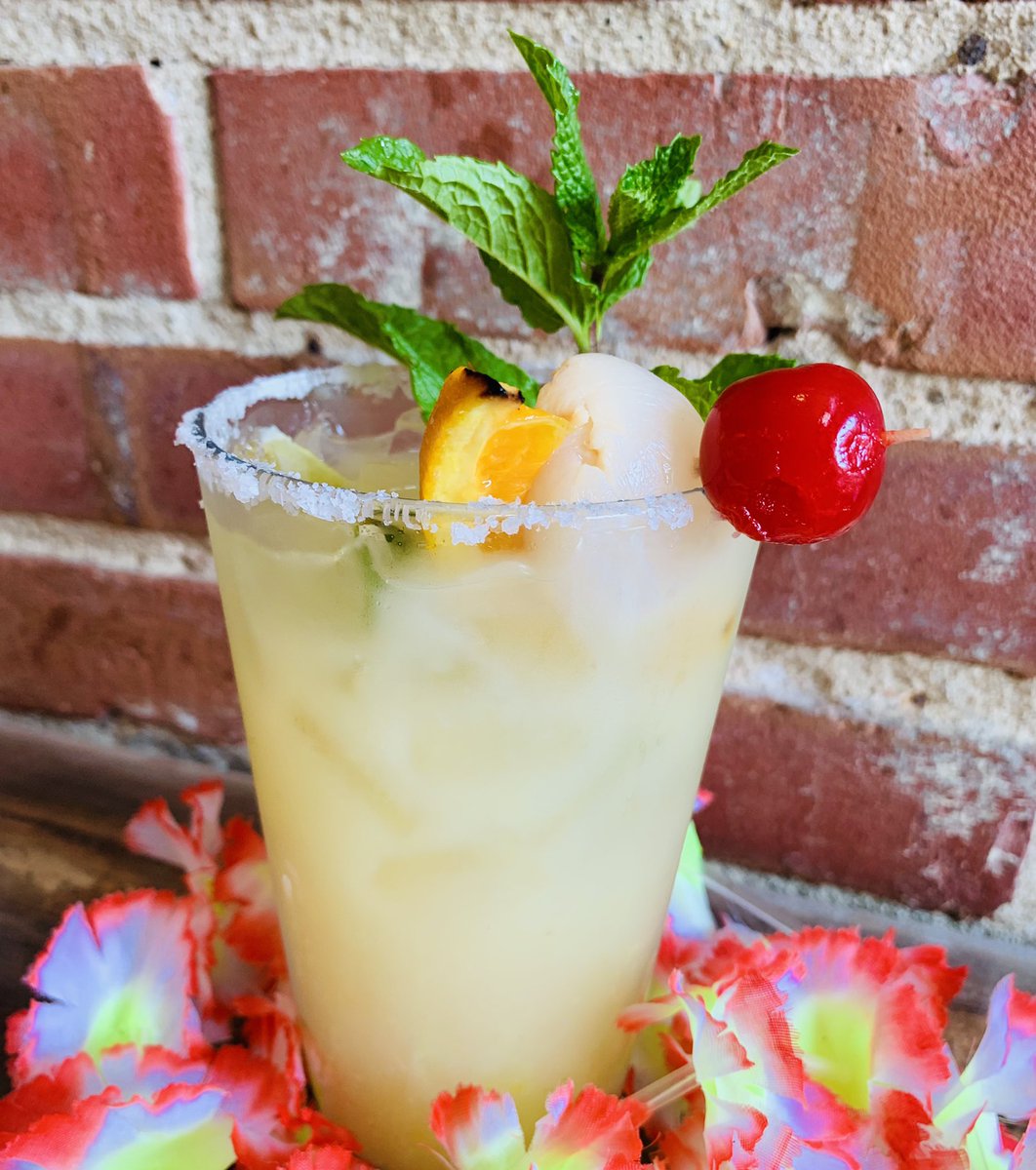 kctacocompany's tweet photo. It’s Aloha Friday! Try our tasty Lychee Margarita while they last! #alohafridays #kctacocompany #kcloyaltolocal https://t.co/za1br4zCIO